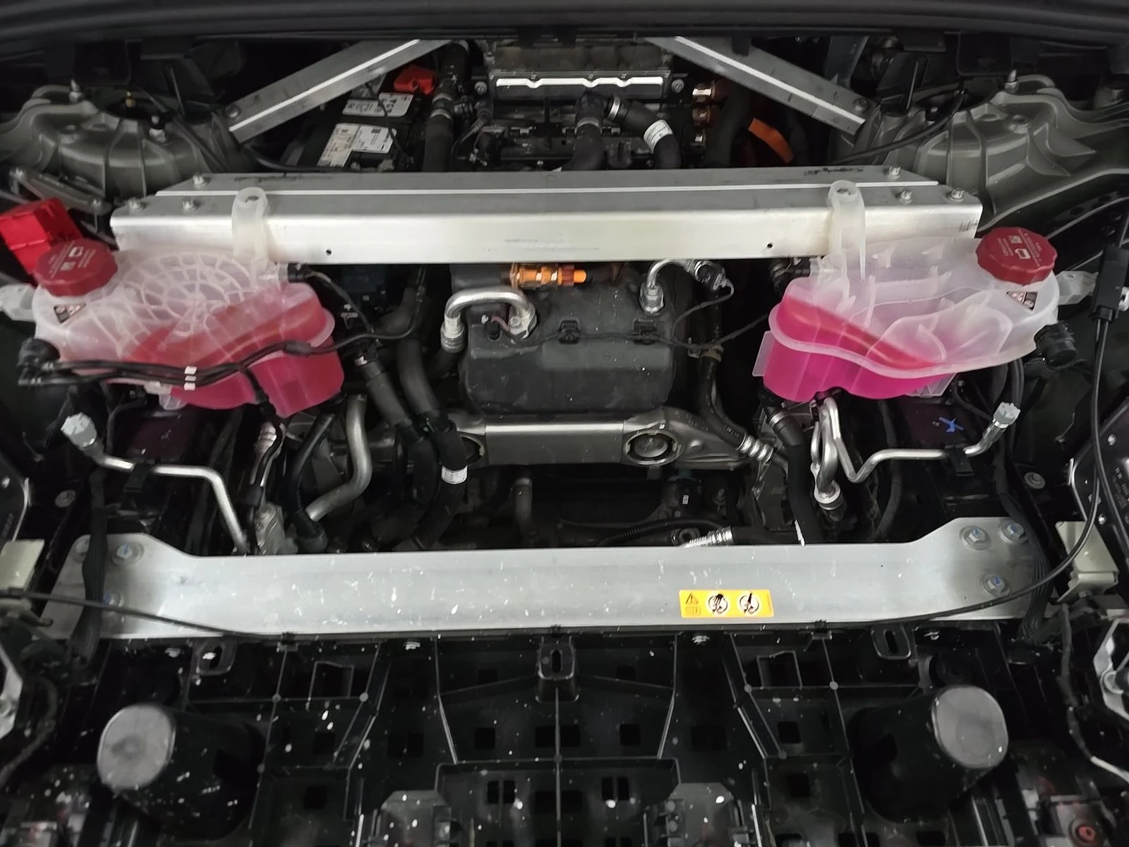 Mercedes-Benz EQS, снимка 14 - Автомобили и джипове - 56118498
