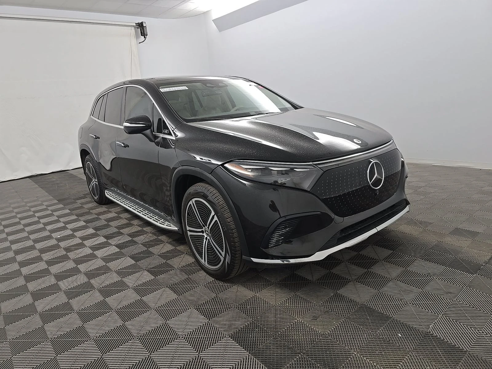 Mercedes-Benz EQS, снимка 3 - Автомобили и джипове - 56118498