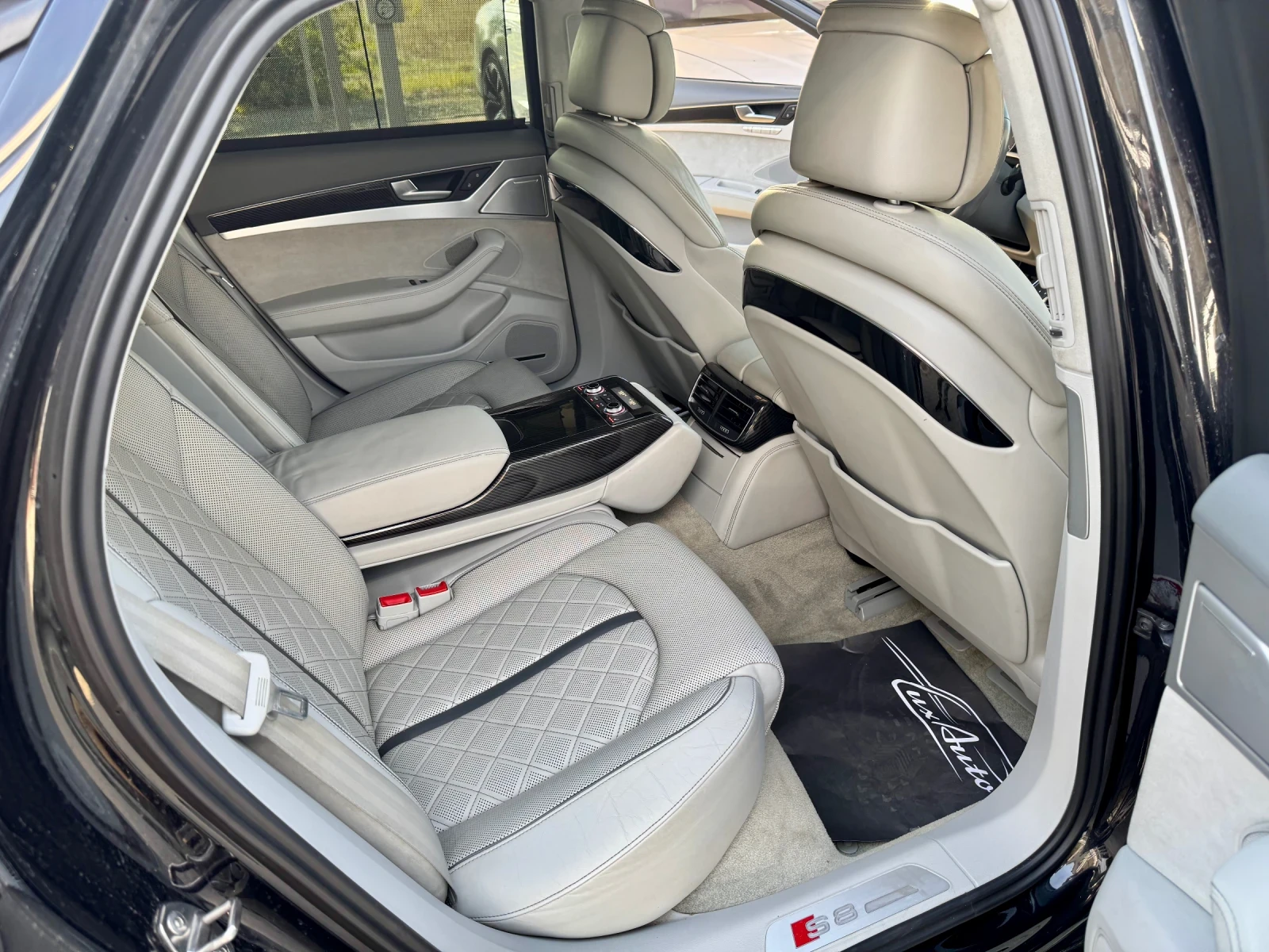 Audi S8 MATRIX#EXCLUSIVE#CARBON#ALCANTARA#173521KM | Mobile.bg � ����������� 13