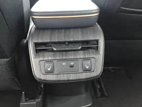 Nissan Ariya ENGAGE* FWD* CARPLAY* ПОДГРЕВ* КАМЕРА* МЪРТВА ТОЧК, снимка 14