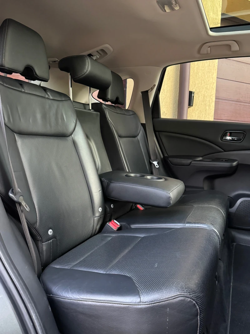 Honda Cr-v 2.0i 4X4* EXECUTIVE* ПЪЛНА СЕРВИЗ ИСТОРИЯ В ХОНДА!, снимка 9 - Автомобили и джипове - 51065586
