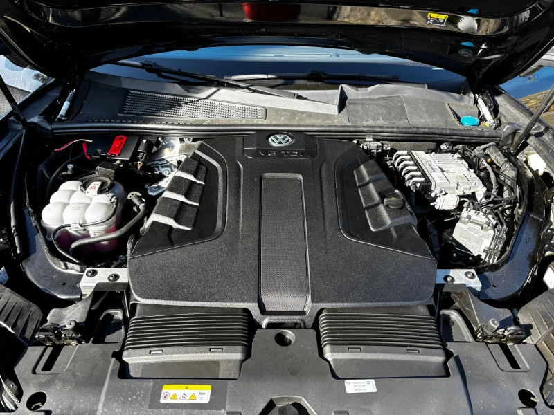 VW Touareg Elegance, снимка 5 - Автомобили и джипове - 52472765