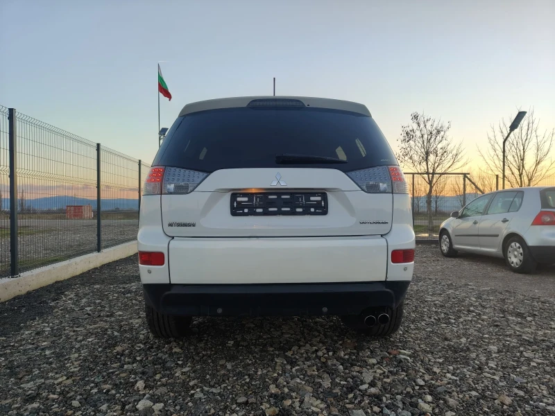 Mitsubishi Outlander 2.2D 156 7M, снимка 6 - Автомобили и джипове - 52913726