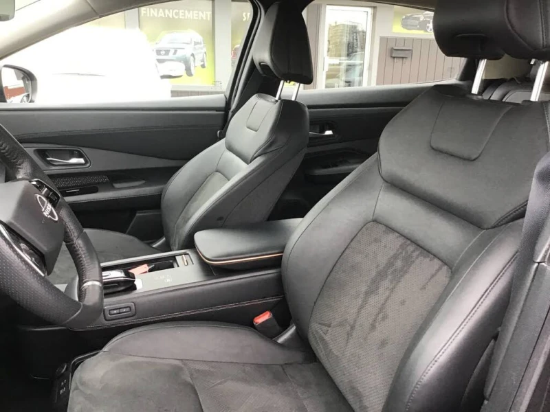 Nissan Ariya ENGAGE* FWD* CARPLAY* ПОДГРЕВ* КАМЕРА* МЪРТВА ТОЧК, снимка 7 - Автомобили и джипове - 53269167