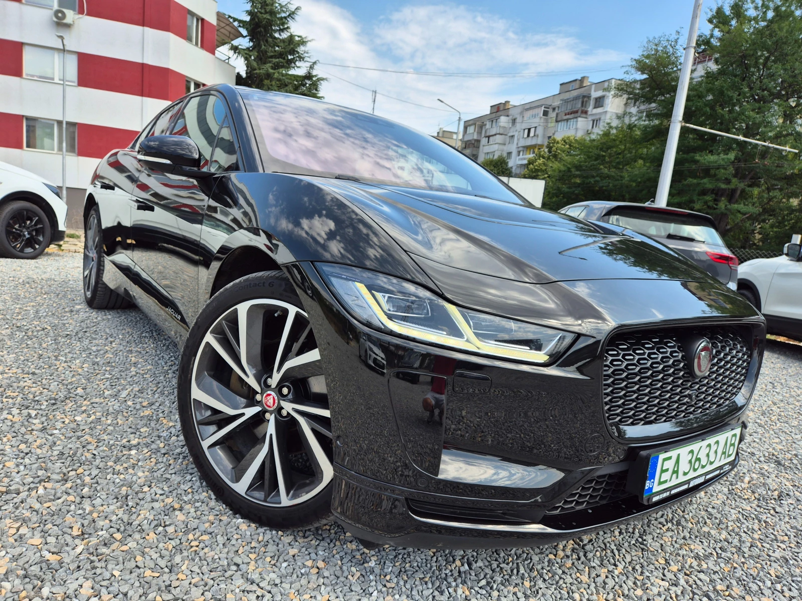 Jaguar I-Pace EV-400-ГАРАНЦИЯ-ВЪЗДУШНО ОКАЧВАНЕ - изображение 3