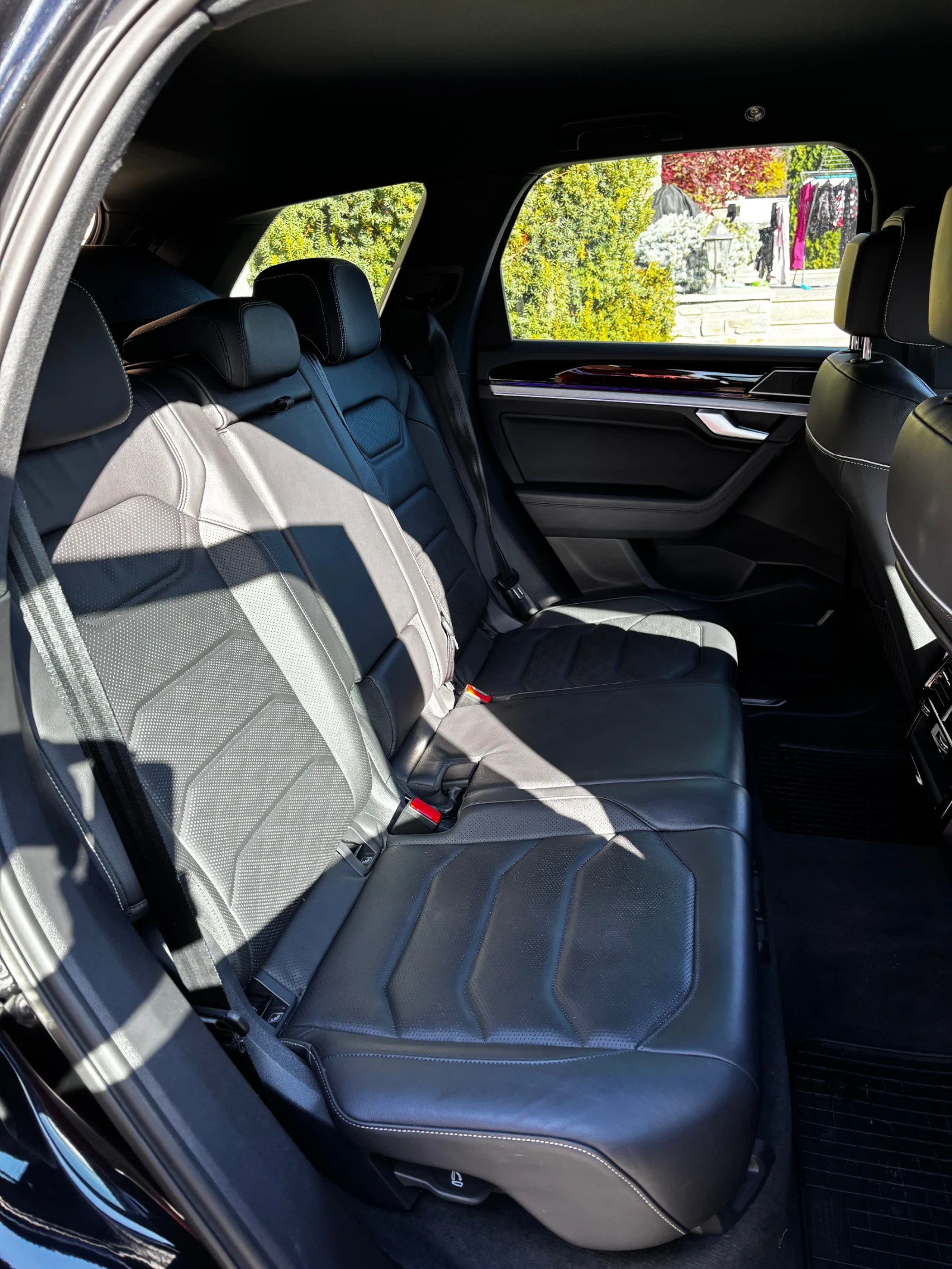 VW Touareg Elegance - изображение 9