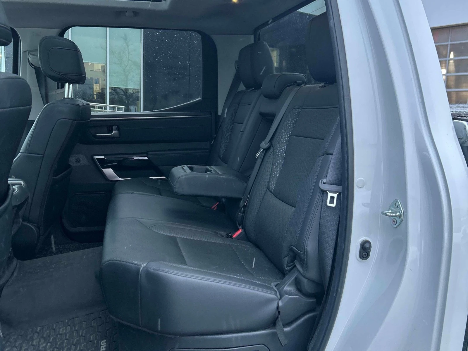 Toyota Tundra Limited Hybrid CARFAX    | Mobile.bg   12