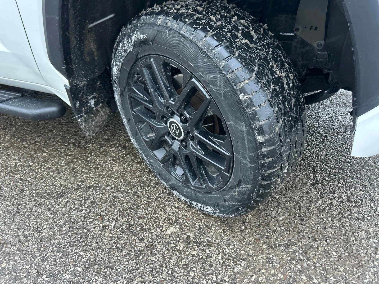 Toyota Tundra Limited Hybrid CARFAX    | Mobile.bg   15