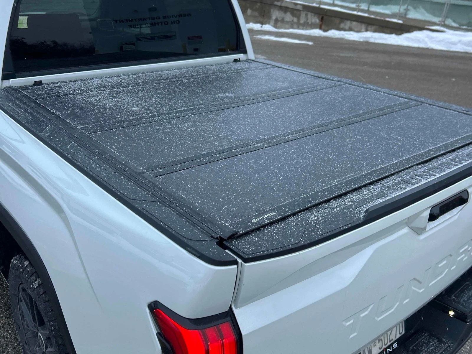 Toyota Tundra Limited Hybrid CARFAX    | Mobile.bg   14