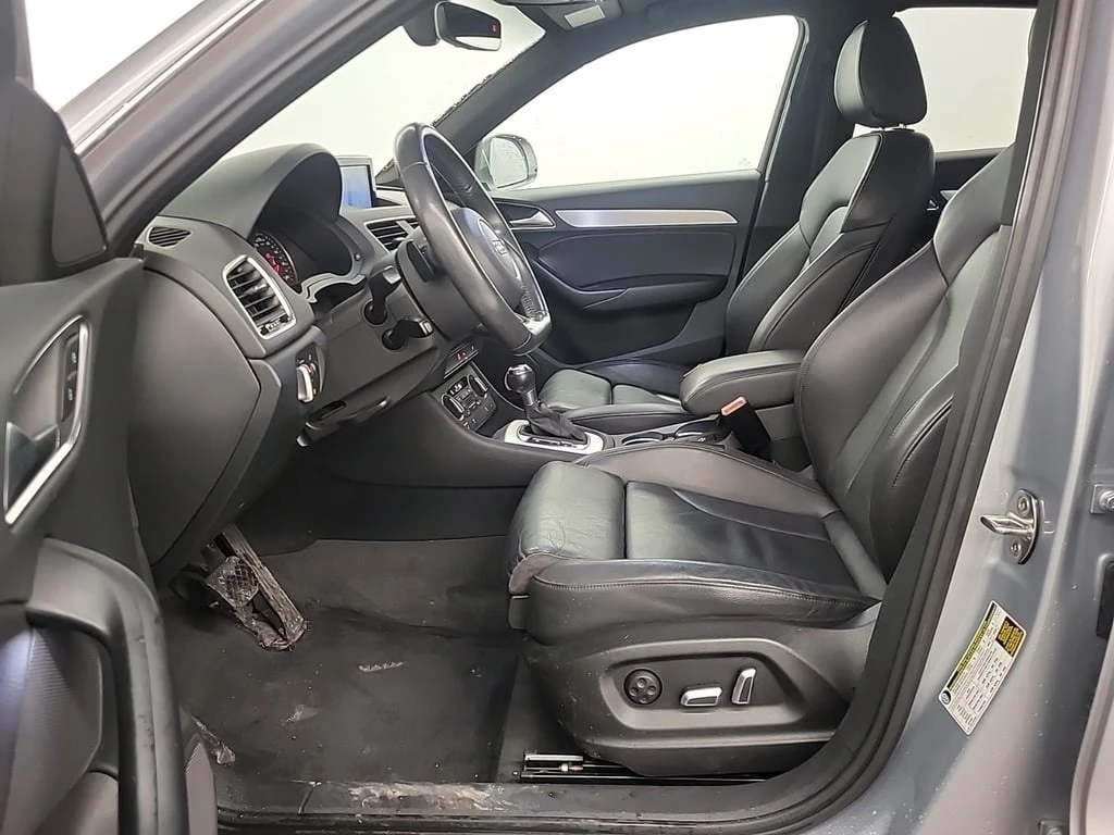 Audi Q3 * PROGRESSIV * CARFAX * БЕЗ ПЪРВОНАЧАЛНА ВНОСКА - изображение 5