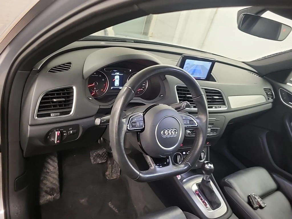 Audi Q3 * PROGRESSIV * CARFAX * БЕЗ ПЪРВОНАЧАЛНА ВНОСКА - изображение 9