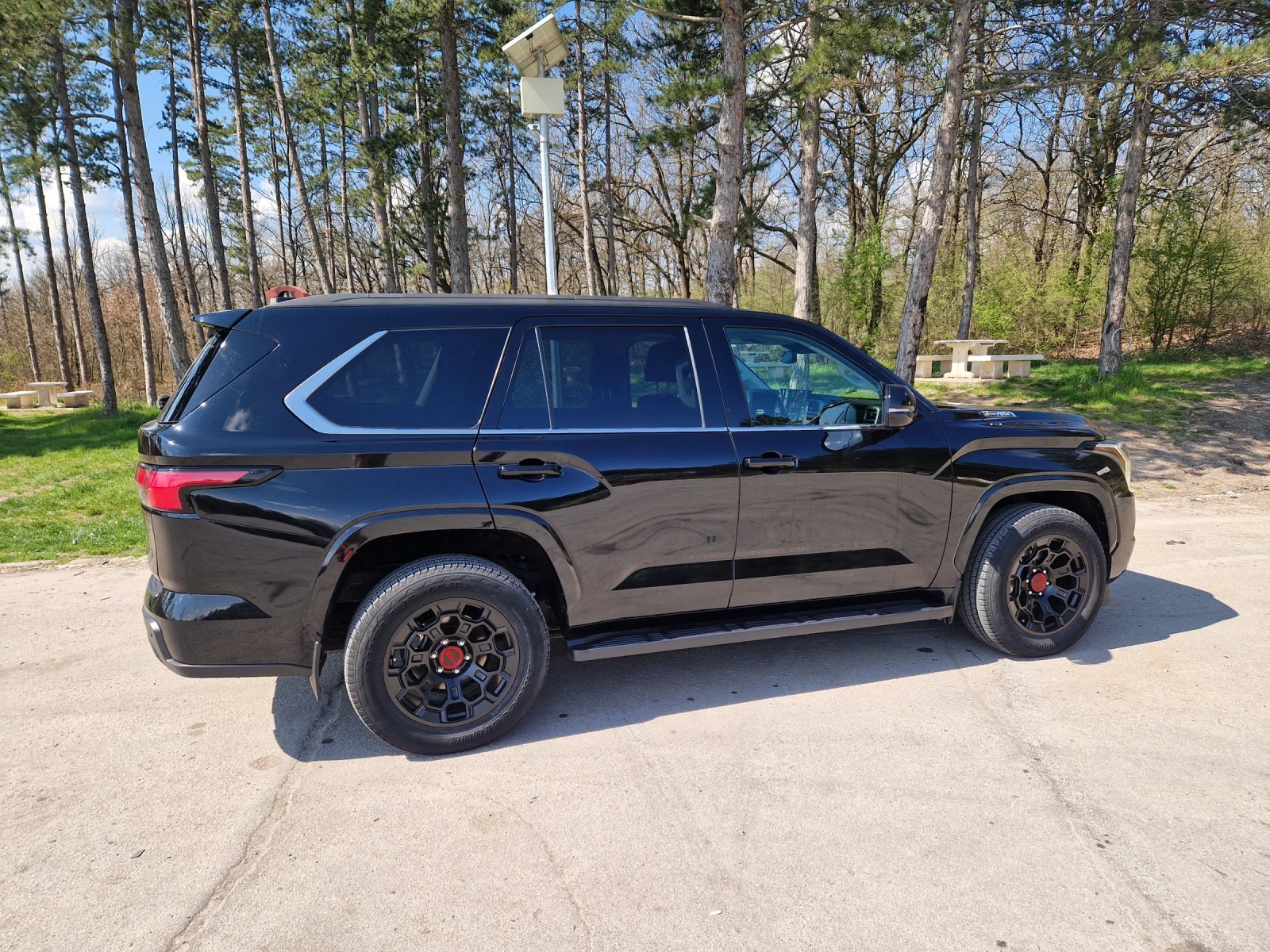 Toyota Sequoia, снимка 4 - Автомобили и джипове - 54158493