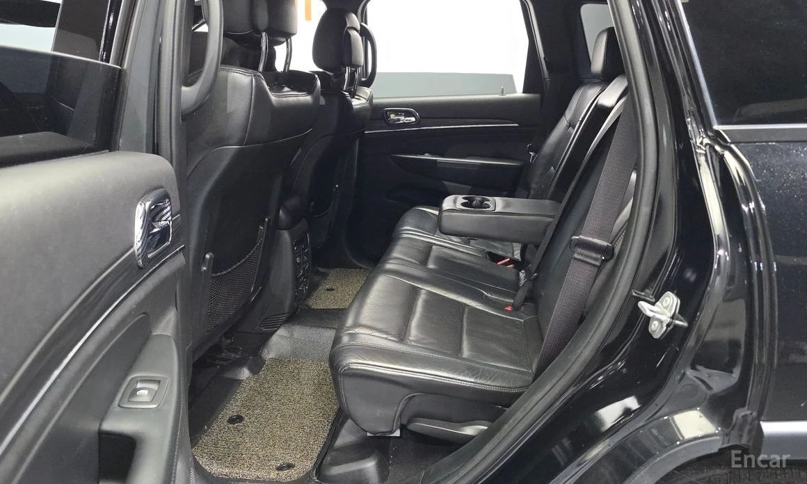 Jeep Grand cherokee, снимка 11 - Автомобили и джипове - 54395884