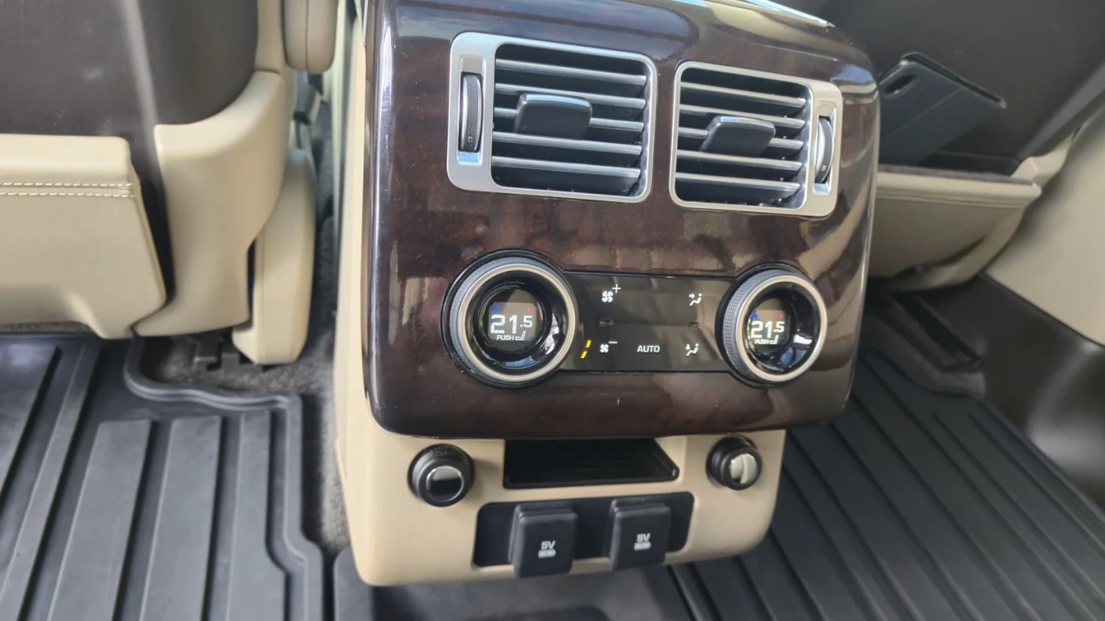 Land Rover Range rover, снимка 11 - Автомобили и джипове - 54863098