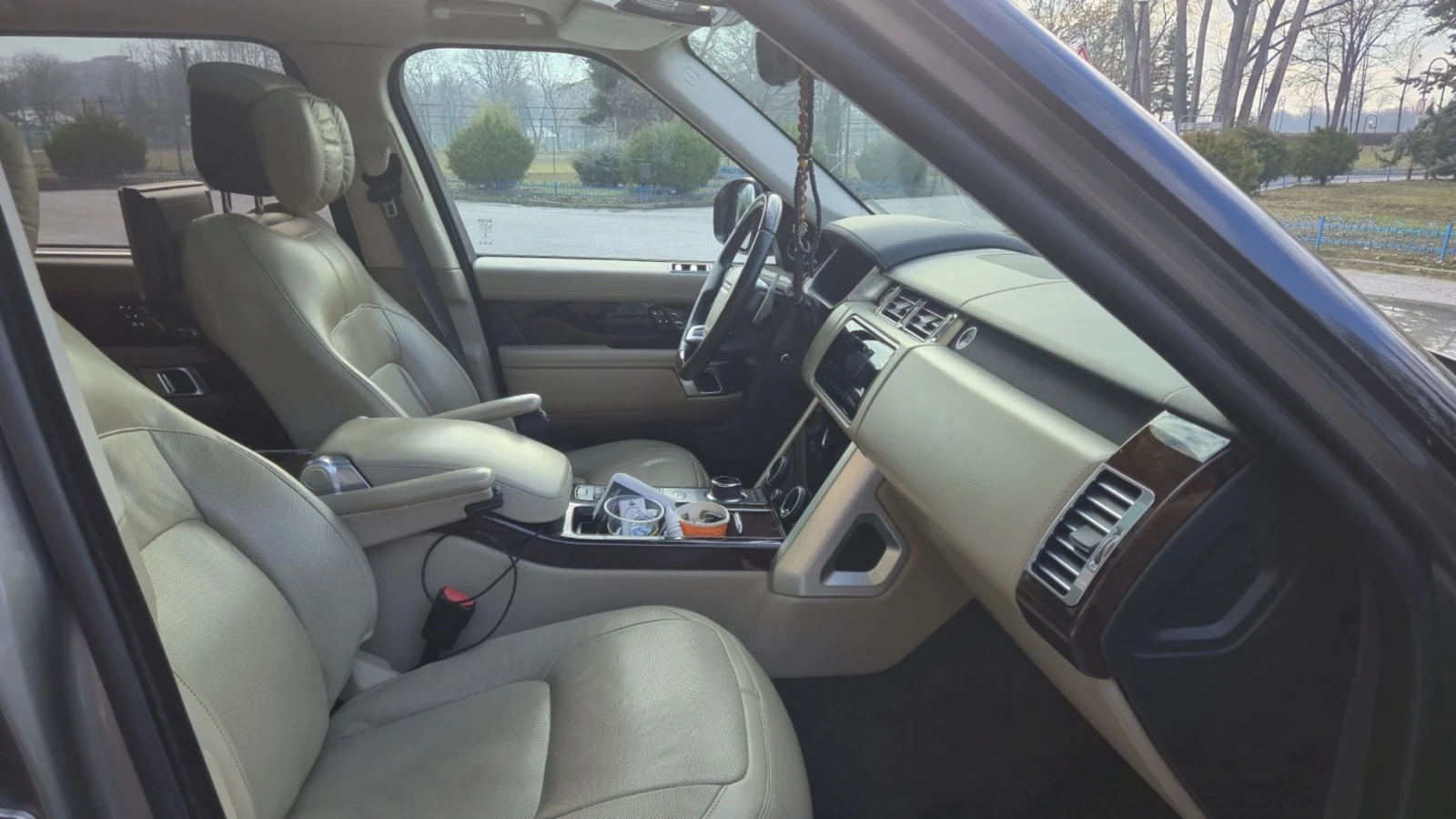 Land Rover Range rover, снимка 15 - Автомобили и джипове - 54863098