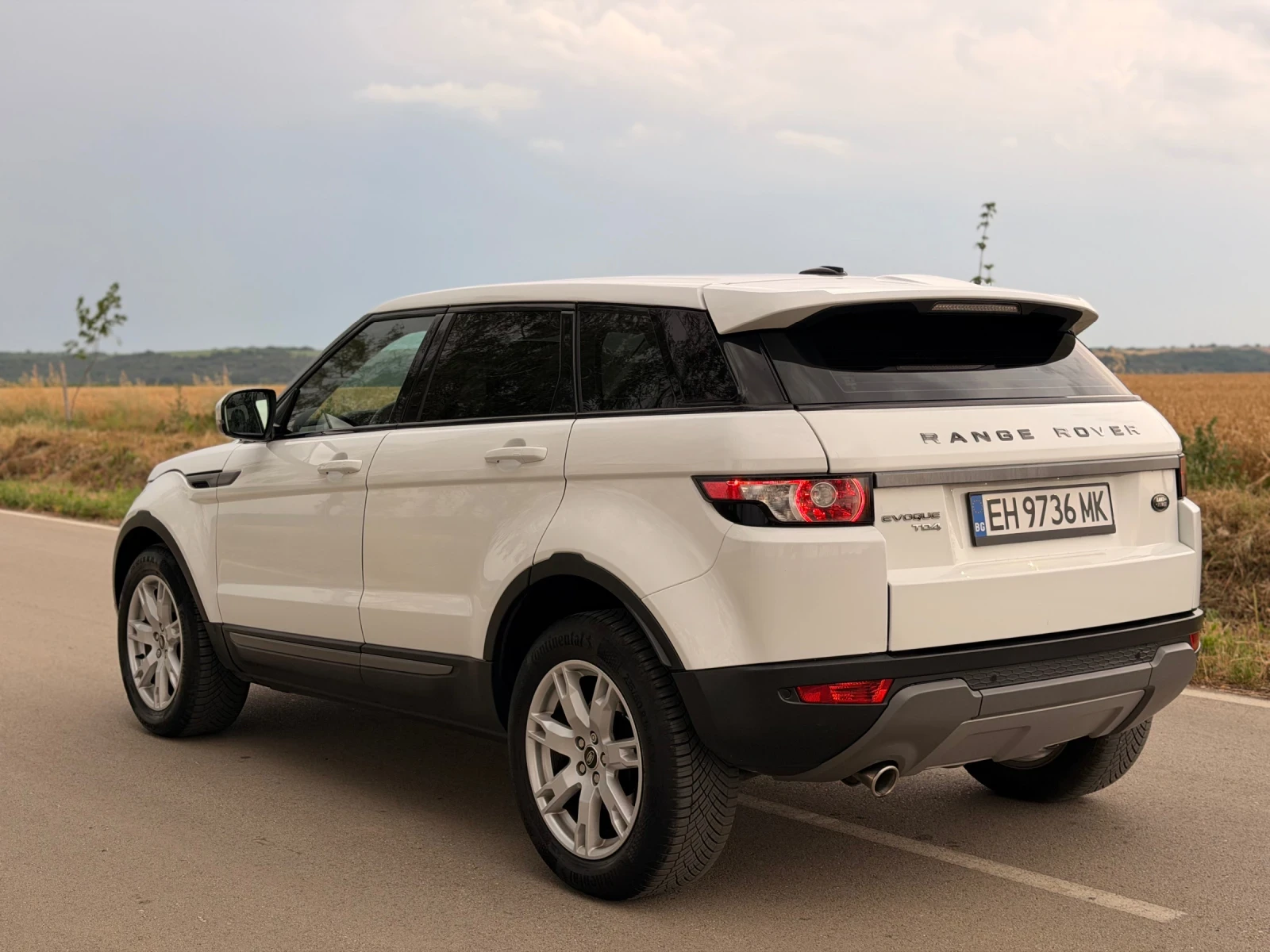 Land Rover Range Rover Evoque * 2.2 * TD4 * Meridian * Navi, снимка 4 - Автомобили и джипове - 55003118