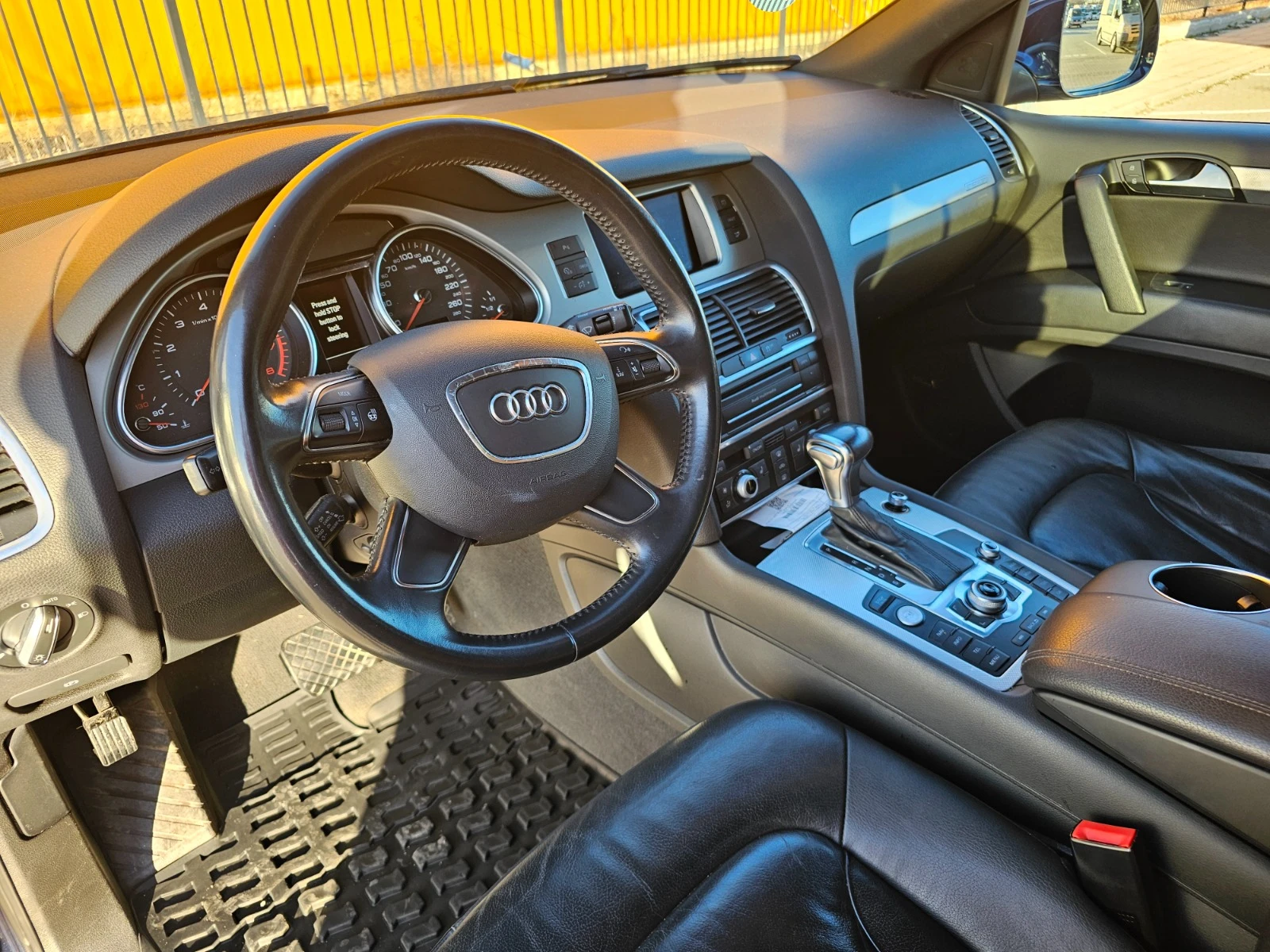 Audi Q7, снимка 4 - Автомобили и джипове - 55738114