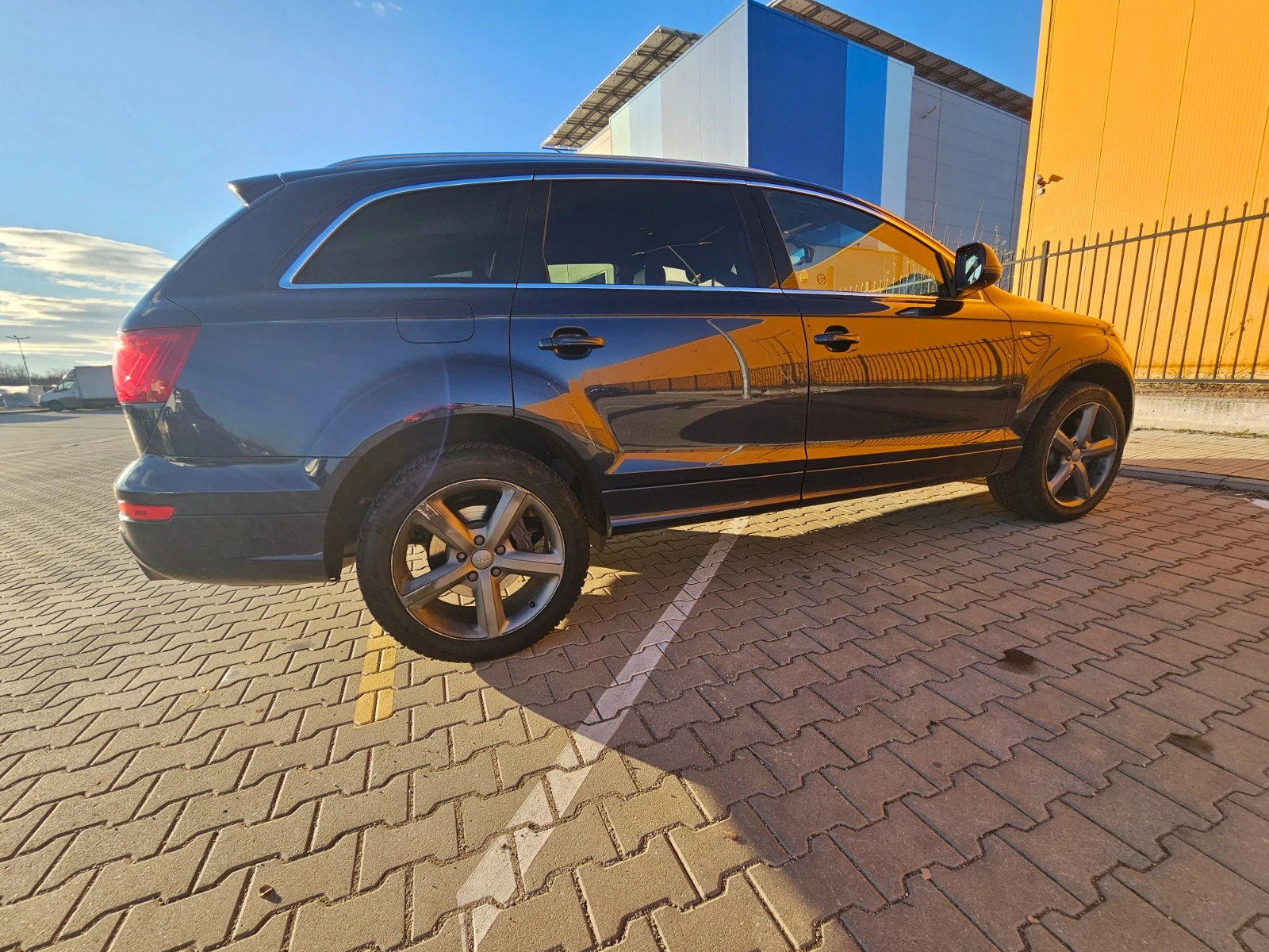 Audi Q7, снимка 12 - Автомобили и джипове - 55738114