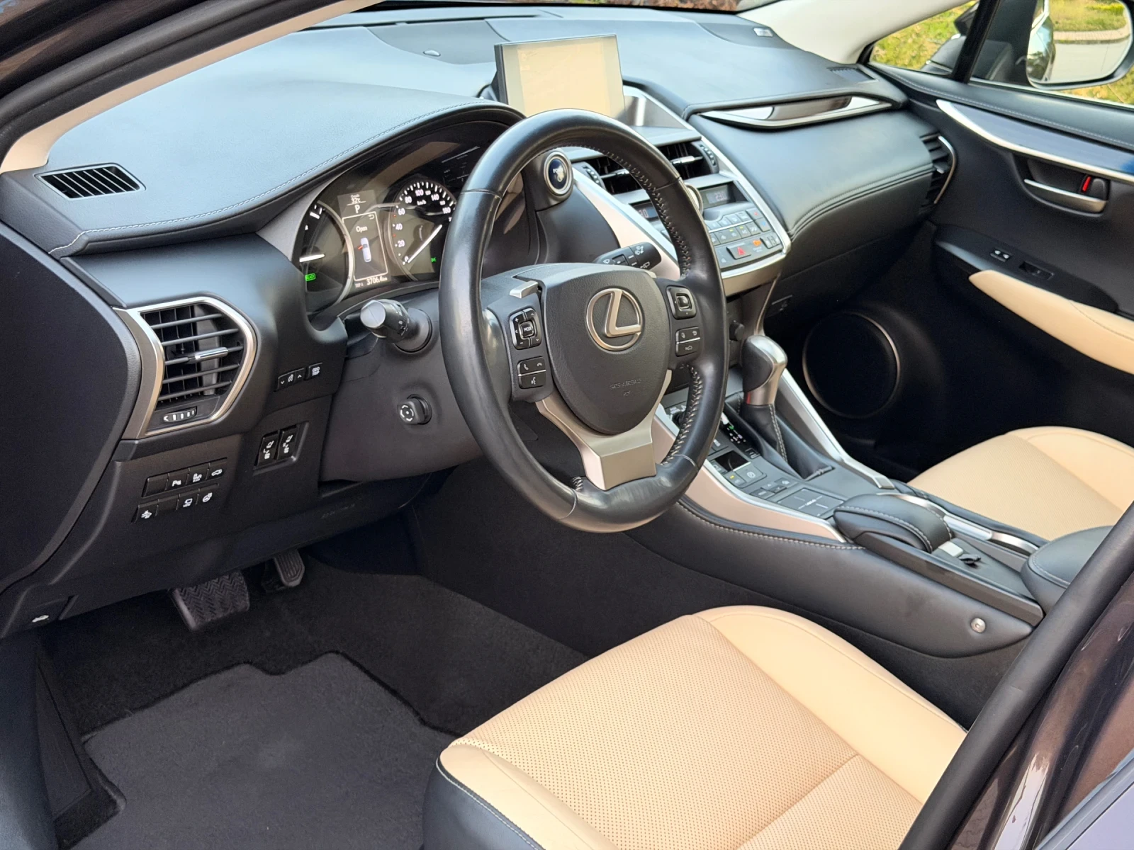Lexus NX 350h HYBRID-LUXURY-ПОДГРЕВ-OБДУХВАНЕ-MATRIX-FULL-183KM, снимка 10 - Автомобили и джипове - 55786690