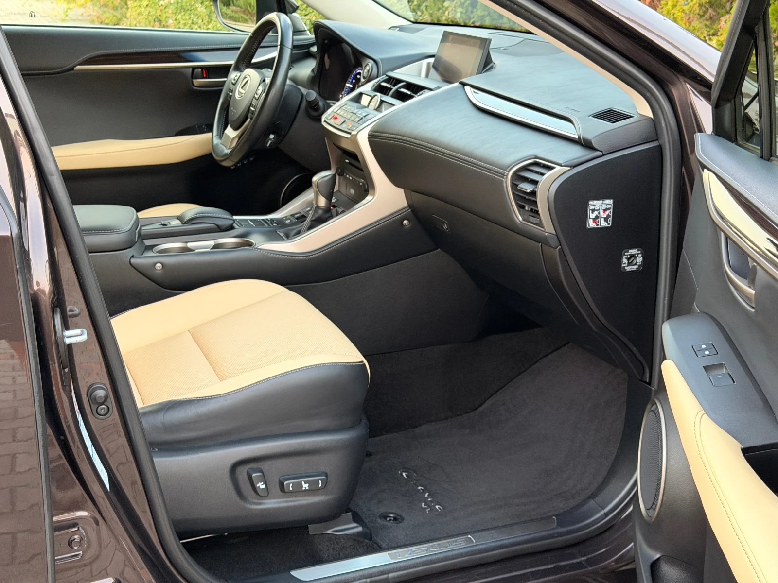 Lexus NX 350h HYBRID-LUXURY-ПОДГРЕВ-OБДУХВАНЕ-MATRIX-FULL-183KM, снимка 14 - Автомобили и джипове - 55786690