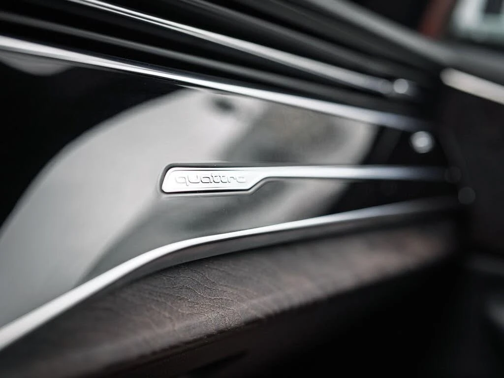Audi Q8 MATRIX* S* LINE* BANG* OLUFSEN* ОБДУХВАНЕ* ДИСТРОН, снимка 12 - Автомобили и джипове - 55836375