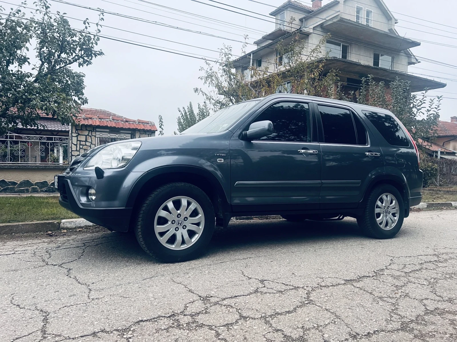 Honda Cr-v 2.0, снимка 3 - Автомобили и джипове - 56647216