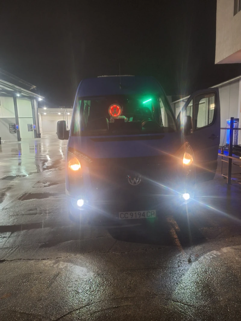 VW Crafter, снимка 10 - Бусове и автобуси - 52653195