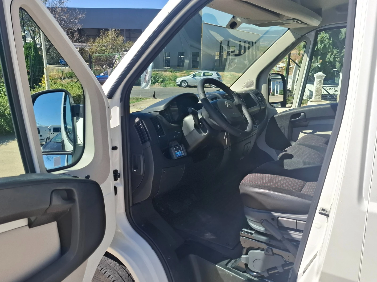 Citroen Jumper Euro6B/Kлима/220V - изображение 5