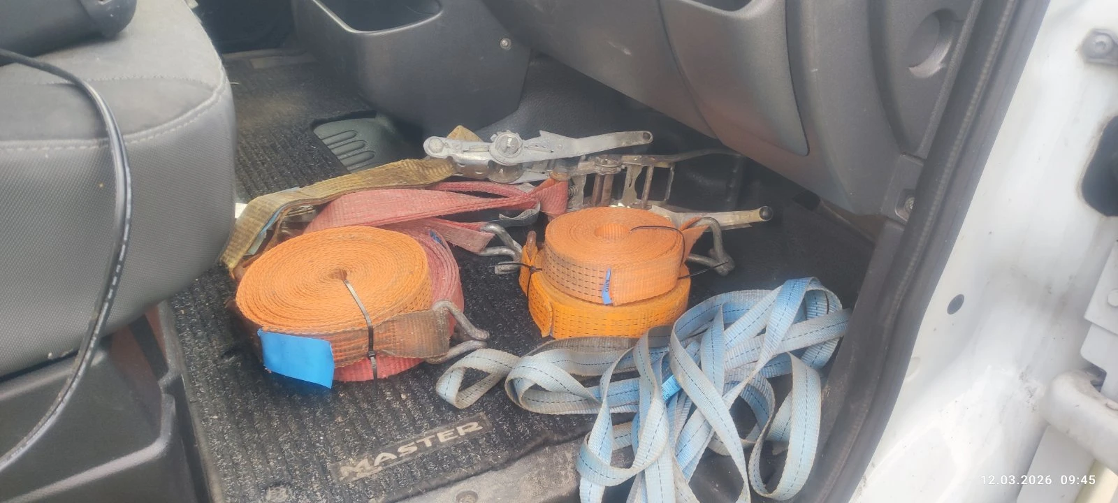 Renault Master, снимка 7 - Бусове и автобуси - 53710038