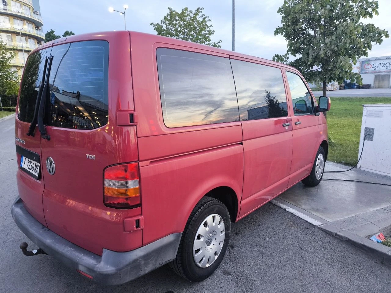VW T5, снимка 2 - Бусове и автобуси - 54622659