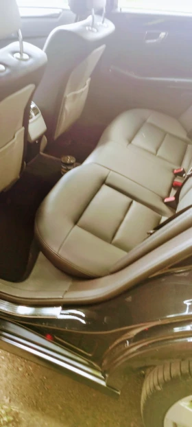 Mercedes-Benz E 220, снимка 7