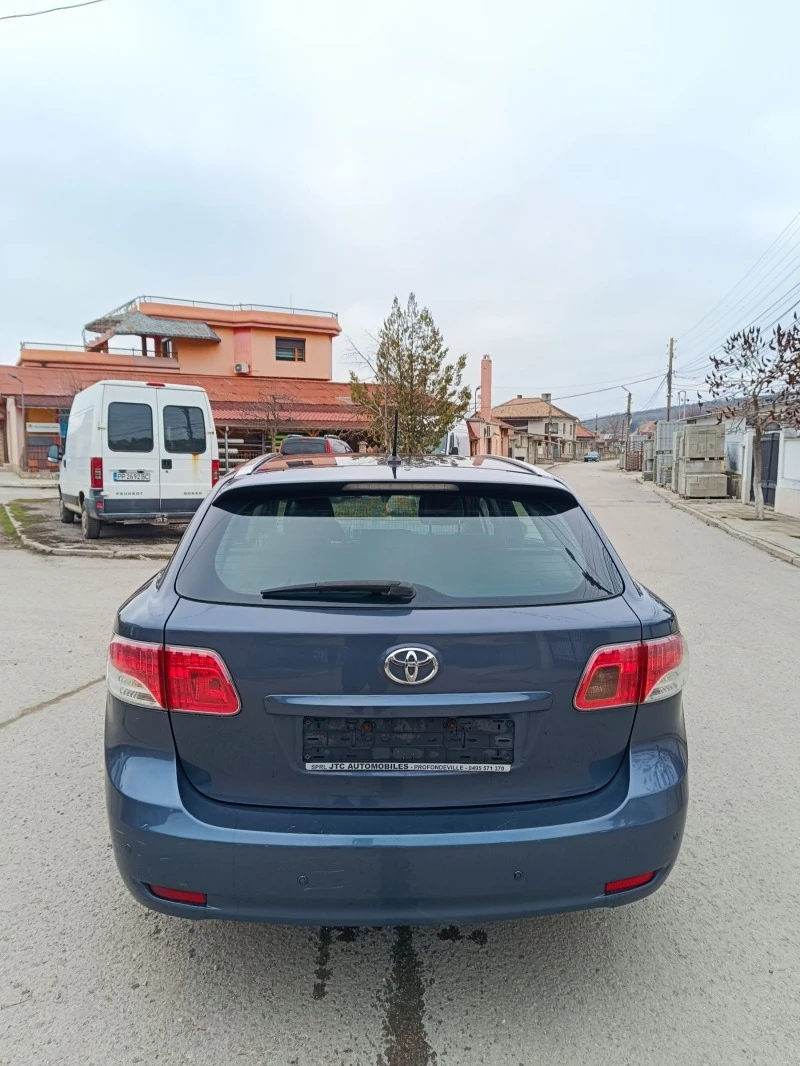 Toyota Avensis 2.0 D-4D , снимка 6 - Автомобили и джипове - 46849319