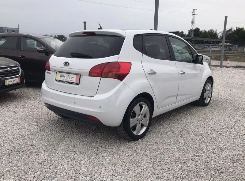 Kia Venga 1.6i* ПАНОРАМА* КОЖА* Euro-5 Лизинг, снимка 4 - Автомобили и джипове - 46170498