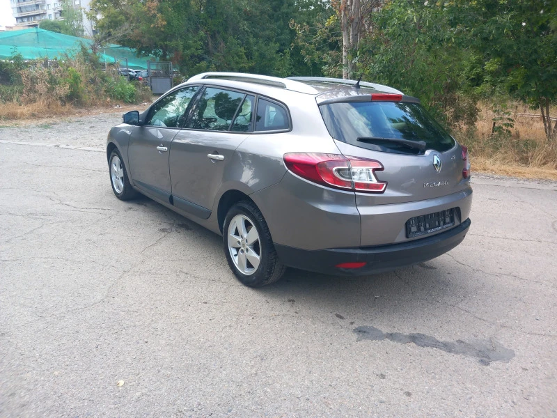 Renault Megane 1.5 DCI SPORTOUR, снимка 7 - Автомобили и джипове - 46661738