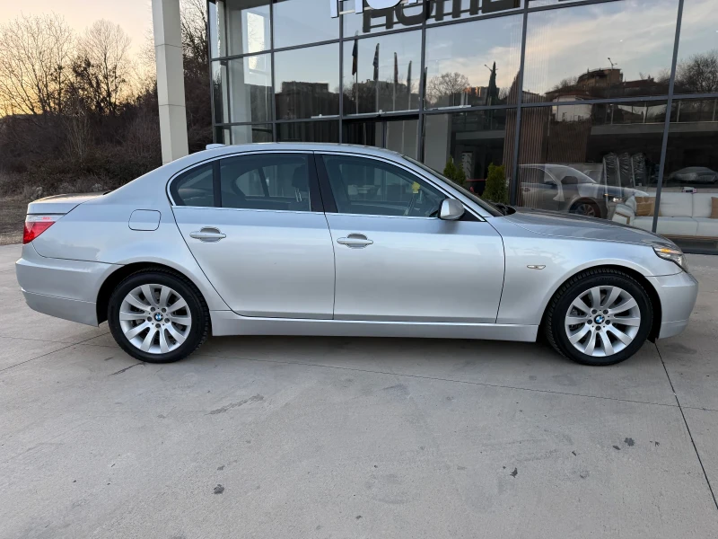 BMW 520 Facelift biXenon, снимка 8 - Автомобили и джипове - 48116558