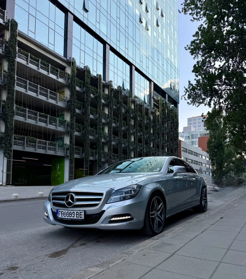 Mercedes-Benz CLS 350 На задно