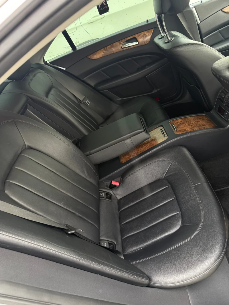 Mercedes-Benz CLS 350 На задно, снимка 14 - Автомобили и джипове - 51341775