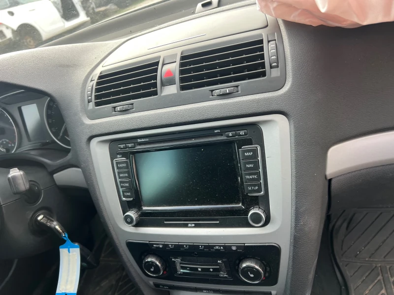 Skoda Octavia 2.0TDI, снимка 5 - Автомобили и джипове - 51669697