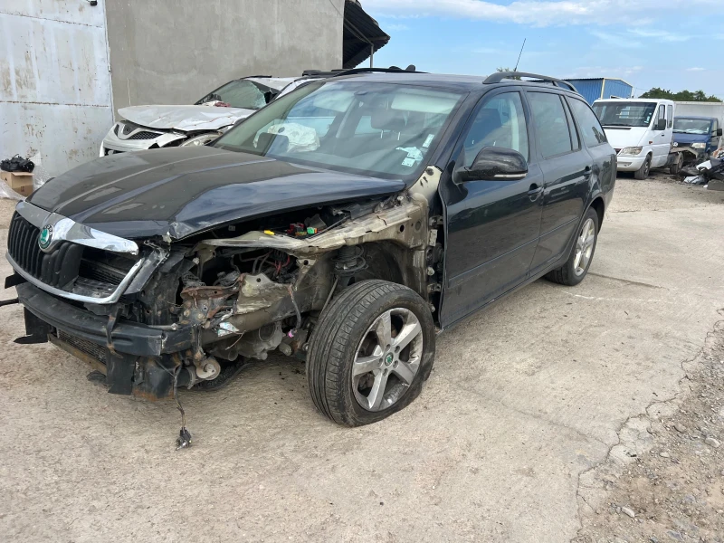 Skoda Octavia 2.0TDI, снимка 2 - Автомобили и джипове - 51669697