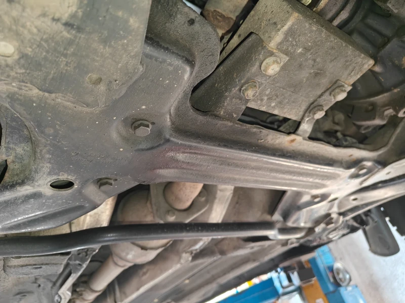 VW Passat, снимка 17 - Автомобили и джипове - 52354709