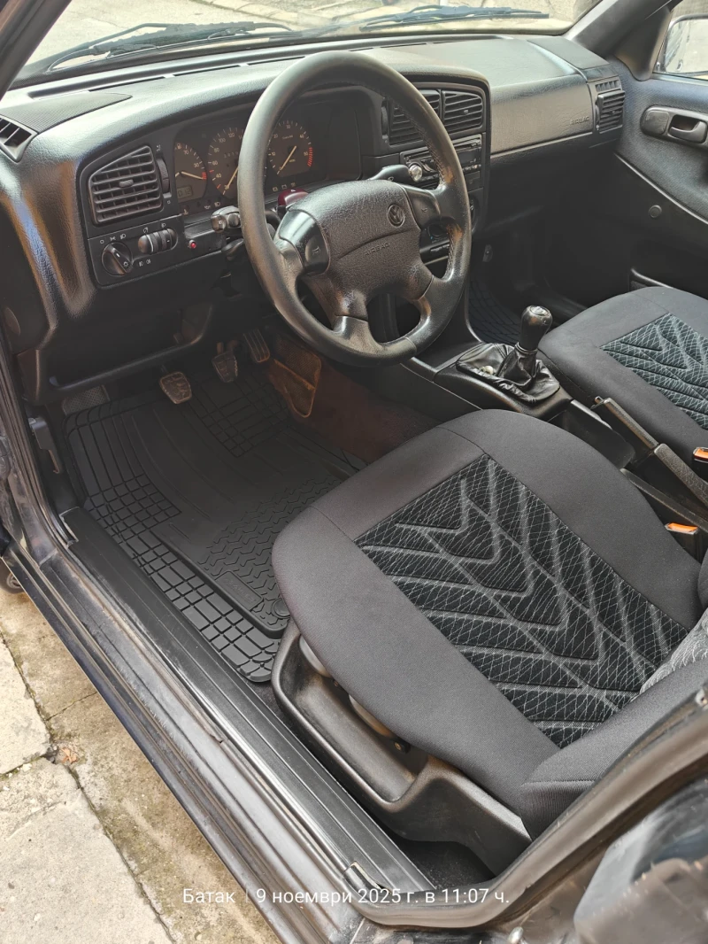 VW Passat, снимка 2 - Автомобили и джипове - 52354709