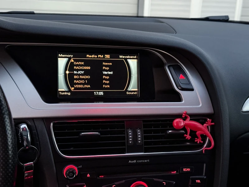 Audi A4 2.0Т* QUATTRO* ЛИЗИНГ, снимка 9 - Автомобили и джипове - 52448754