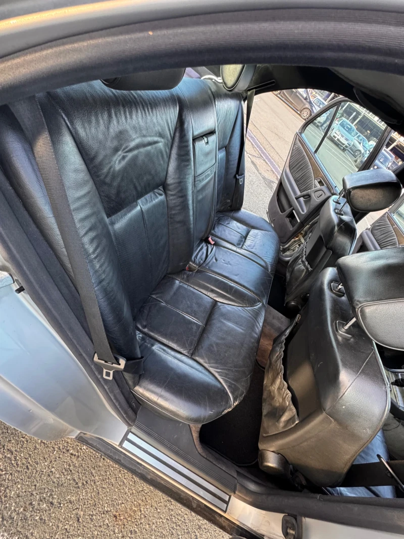 Mercedes-Benz E 250, снимка 9 - Автомобили и джипове - 52619723