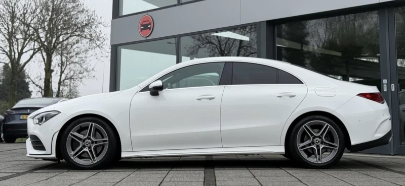 Mercedes-Benz CLA 200, снимка 3 - Автомобили и джипове - 53203090
