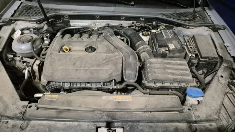 VW Passat N1 с възможност за данъчен кредит, снимка 16 - Автомобили и джипове - 53242277