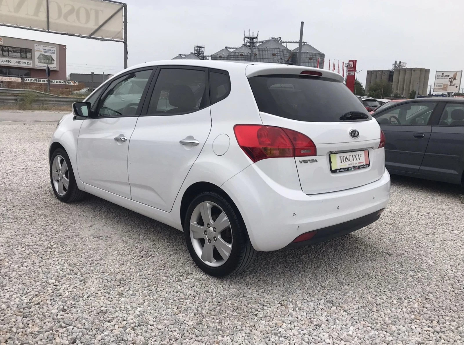 Kia Venga 1.6i* ПАНОРАМА* КОЖА* Euro-5 Лизинг - изображение 3