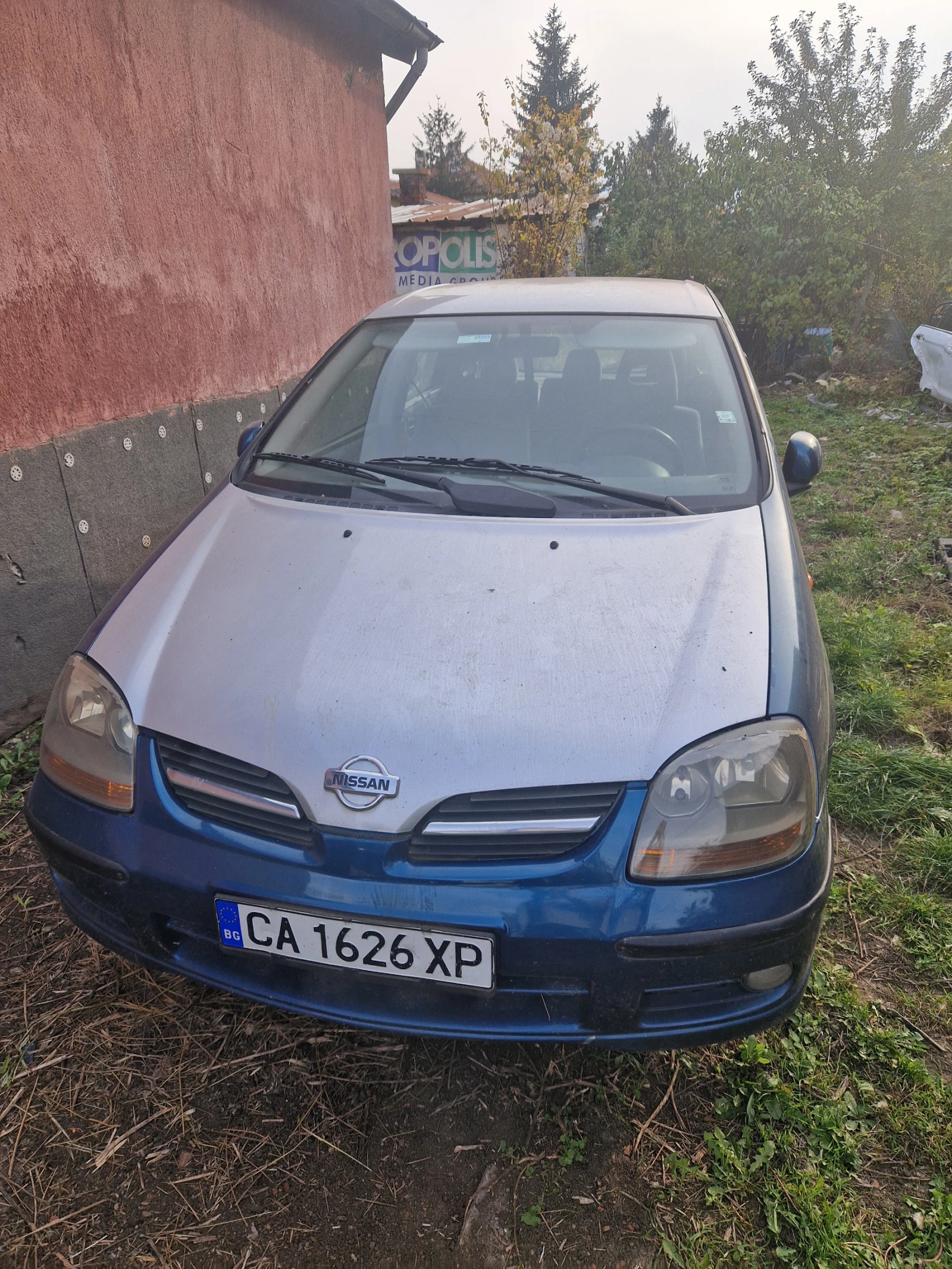 Nissan Almera tino 1.8I - изображение 3