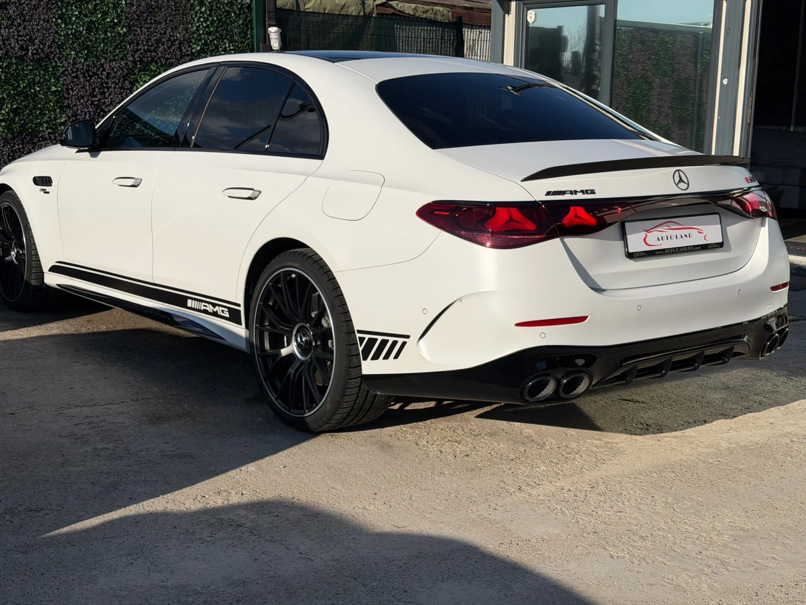 Mercedes-Benz E 53 AMG !BRABUS!!!EDITION ONE/PANO/KEYLESS/СОБСТВЕН ЛИЗИНГ, снимка 5 - Автомобили и джипове - 49526570