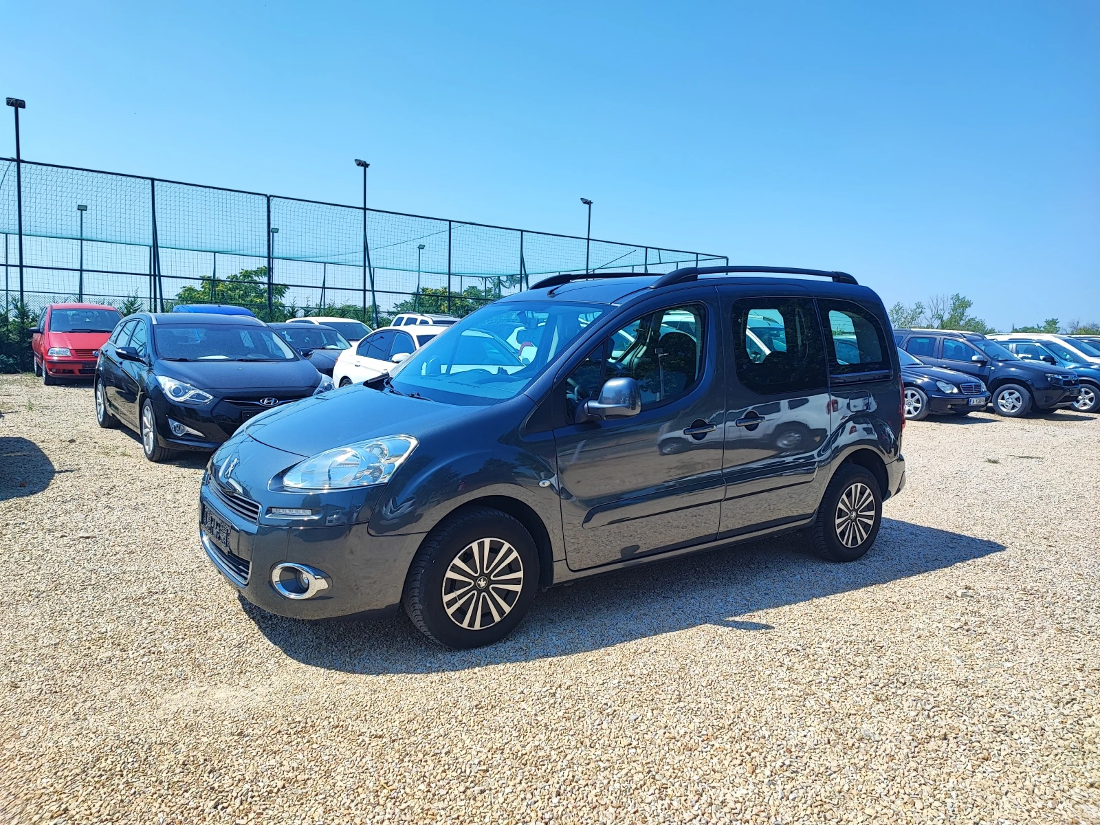 Peugeot Partner Tepee - изображение 10