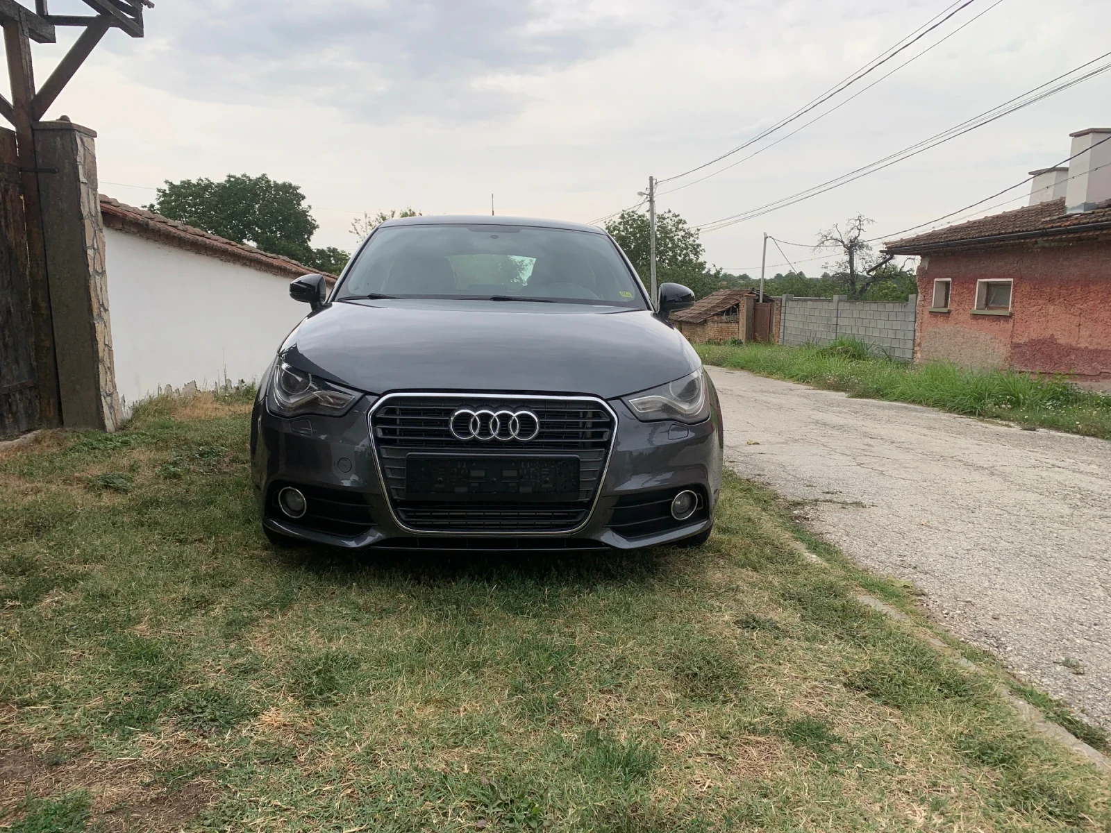 Audi A1 1.6TDI - изображение 2